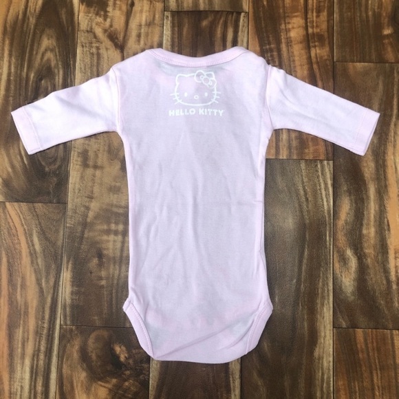 Hello Kitty Light Pink Long Sleeve Onesie - Picture 2 of 7